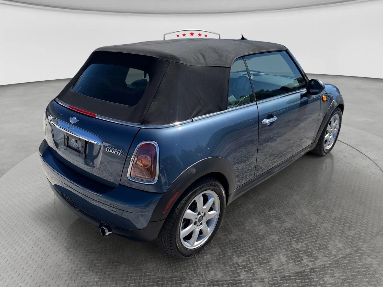 Used 2010 MINI Cooper Convertible FWD image 5