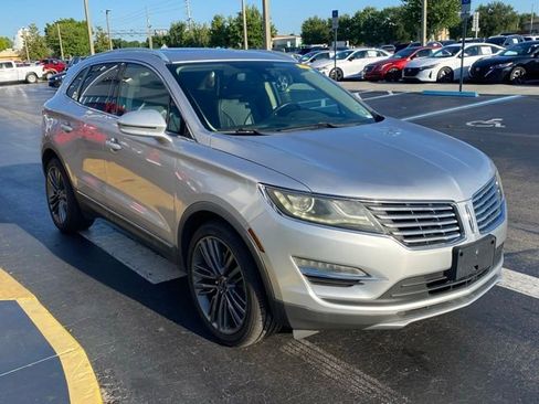 Used 2016 Lincoln MKC Reserve w/ Lincoln MKC Climate Package AWD/4WD image 2