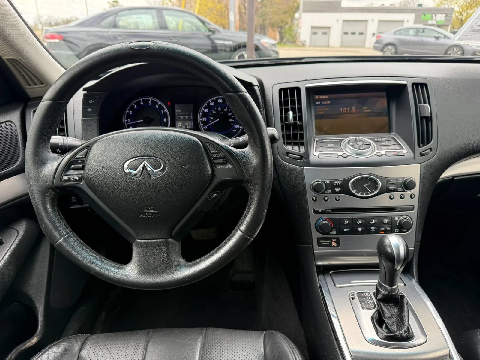 Used 2011 INFINITI G25 RWD image 24