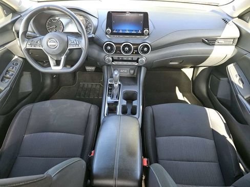 Used 2025 Nissan Sentra SV FWD image 30