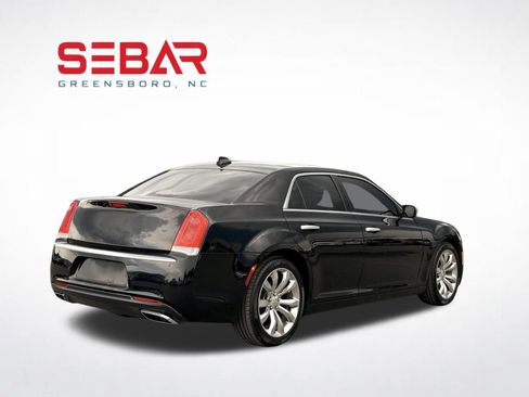 Used 2015 Chrysler 300 C Platinum w/ Harman/Kardon Audio Group RWD image 6