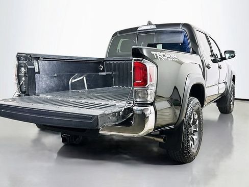 Used 2023 Toyota Tacoma TRD Off-Road AWD/4WD image 25