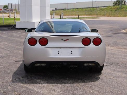 Used 2011 Chevrolet Corvette Coupe w/ 1LT RWD image 6