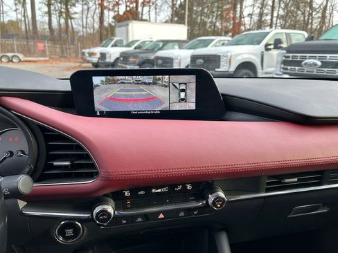 Used 2023 MAZDA MAZDA3 Hatchback w/ Appearance Package image 20