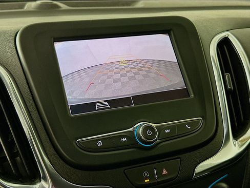 Used 2023 Chevrolet Equinox LT FWD image 18