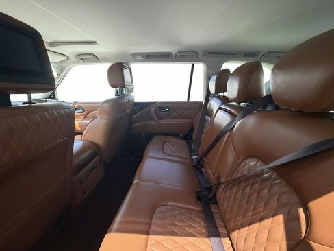 Used 2018 INFINITI QX80 4WD w/ Deluxe Technology Package image 10