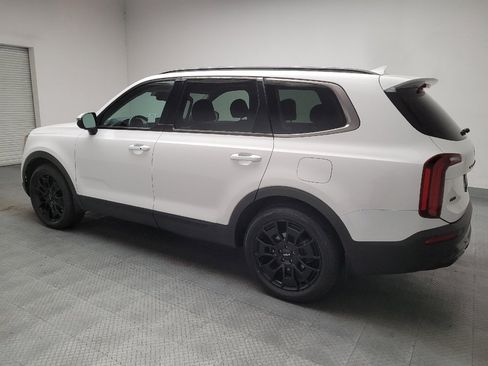 Used 2022 Kia Telluride EX w/ EX Premium Package AWD/4WD image 3