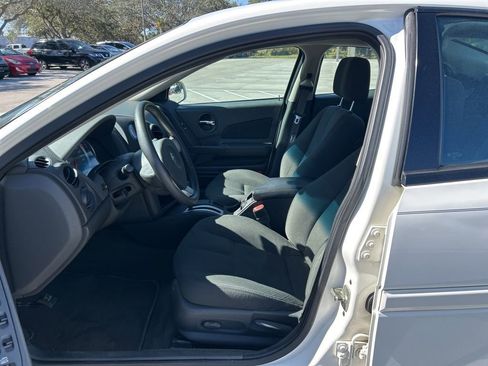 Used 2004 Pontiac Grand Prix GT w/ Drivers Package image 16