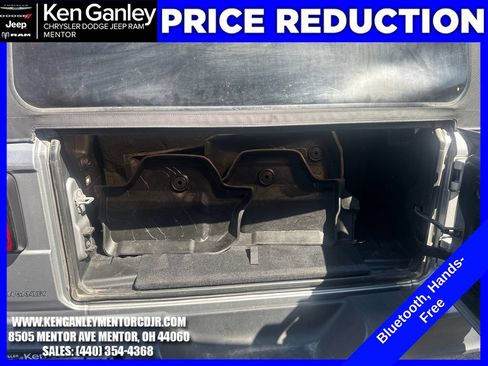 Used 2020 Jeep Wrangler Sport AWD/4WD image 9