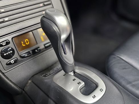 Used 2001 Porsche Boxster RWD image 34