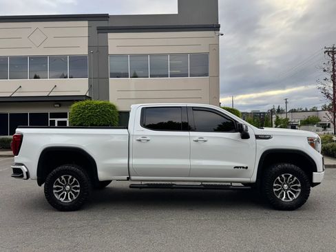 Used 2022 GMC Sierra 1500 AT4 w/ AT4 Preferred Package AWD/4WD image 12