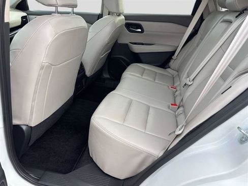 Certified 2023 Nissan Rogue SL image 10