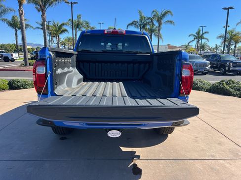 New 2026 GMC Canyon Elevation image 5