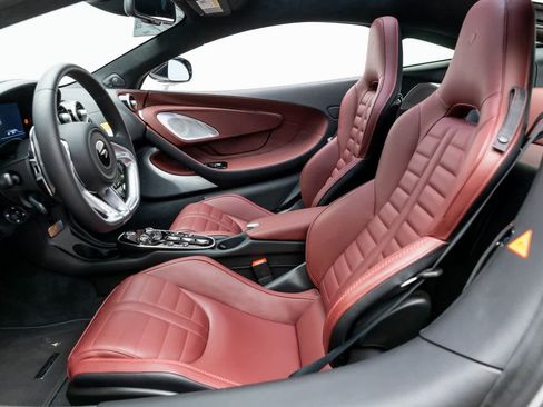 New 2025 McLaren GTS image 10