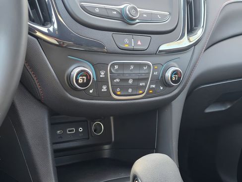 Used 2024 Chevrolet Equinox RS AWD/4WD image 25