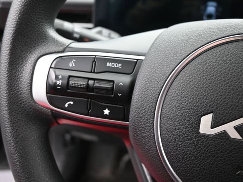 Used 2025 Kia K5 LXS image 29