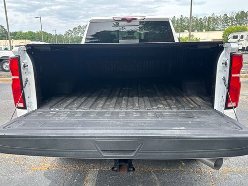 Used 2024 Chevrolet Silverado 2500 High Country w/ High Country Premium Package AWD/4WD image 28