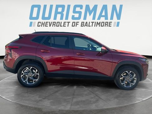 Used 2025 Chevrolet Trax LT w/ Driver Confidence Package FWD image 7