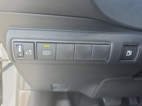 Used 2026 Toyota Corolla LE FWD image 25