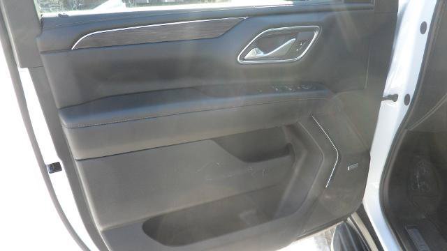 Used 2024 Chevrolet Suburban LT AWD/4WD image 19