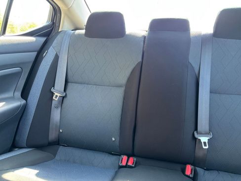 Used 2025 Nissan Versa SV FWD image 37