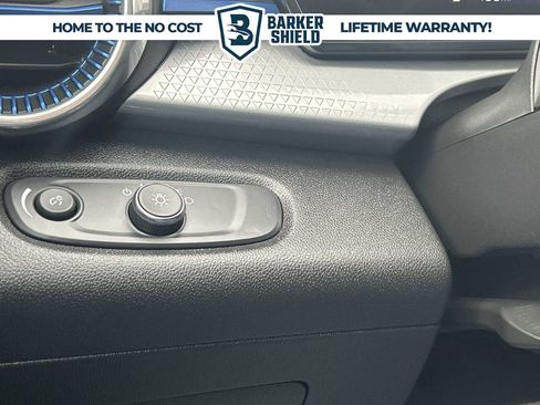 Used 2024 Chevrolet Trax LT w/ Driver Confidence Package image 16