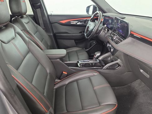 Used 2024 Chevrolet TrailBlazer RS w/ Convenience Package AWD/4WD image 41
