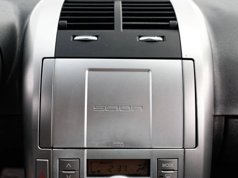 Used 2009 Scion tC image 29