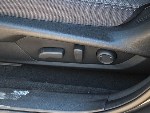 New 2025 Subaru Crosstrek 2.0i Premium image 20