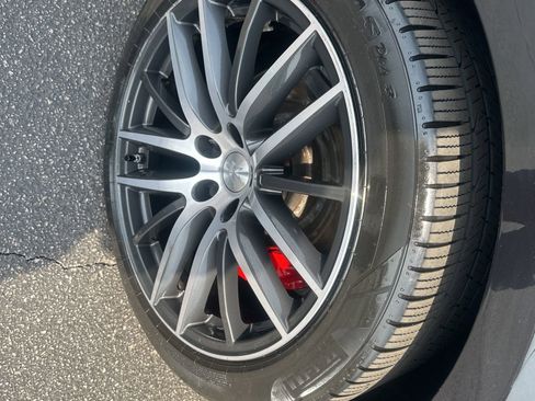 Used 2017 Maserati Ghibli S image 18