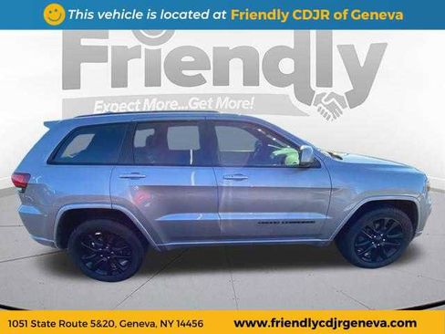 Used 2020 Jeep Grand Cherokee Altitude image 4