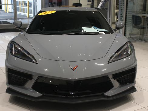 Used 2025 Chevrolet Corvette Stingray Coupe w/ Battery Protection Package image 2