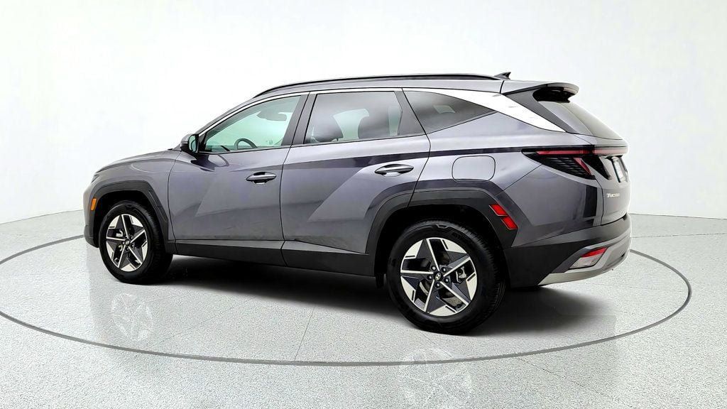 Used 2025 Hyundai Tucson SEL AWD/4WD image 7