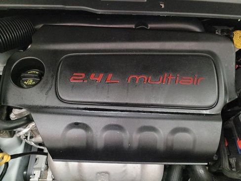 Used 2018 Jeep Compass Latitude w/ Popular Equipment Group FWD image 30