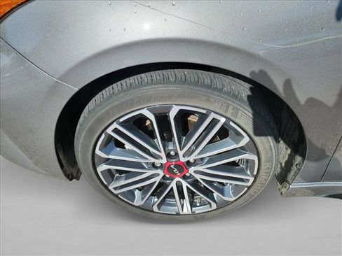 Used 2024 Kia Forte GT FWD image 8
