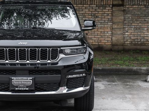 Used 2022 Jeep Grand Cherokee L Limited AWD/4WD image 61