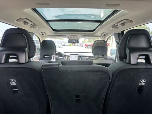 Used 2025 Volvo XC90 B6 Plus AWD/4WD image 18