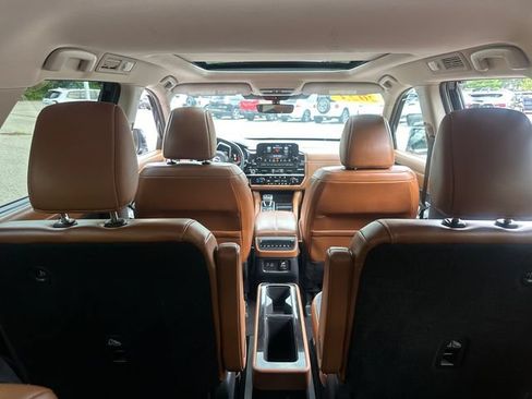 Used 2023 Nissan Pathfinder Platinum AWD/4WD image 14