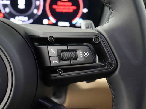 Certified 2026 Porsche Cayenne S AWD/4WD image 28