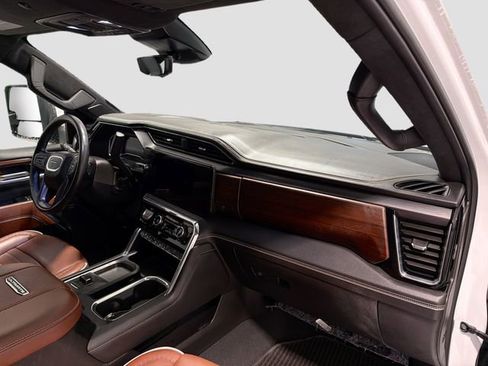 Certified 2024 GMC Sierra 2500 Denali Ultimate w/ Max Trailering Package image 26