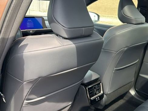 New 2026 Toyota Crown Platinum image 26