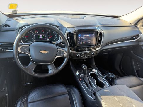 Used 2020 Chevrolet Traverse LT w/ LPO, Blackout Package image 15