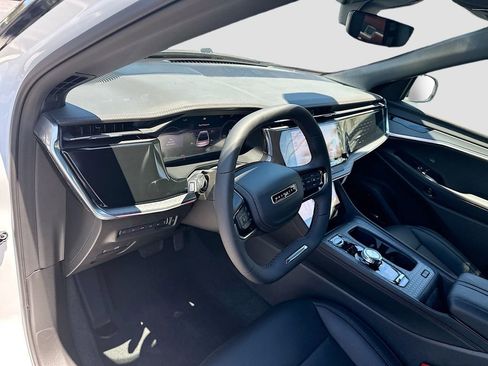 New 2025 Jeep Wagoneer S Limited image 9