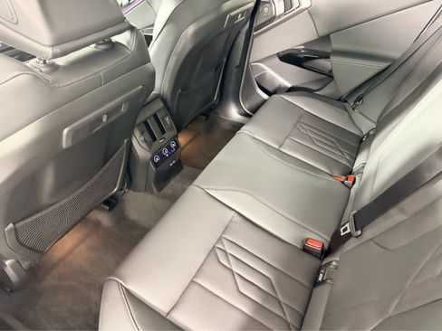 New 2026 BMW X3 xDrive30 w/ Premium Package AWD/4WD image 17
