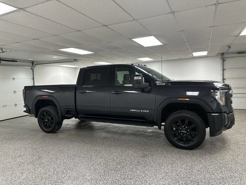 Used 2024 GMC Sierra 2500 AT4 w/ AT4 Premium Plus Package AWD/4WD image 1