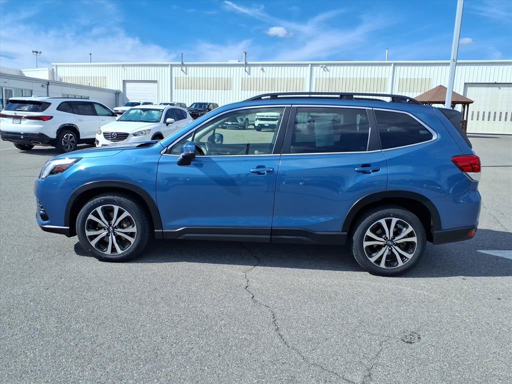 Used 2024 Subaru Forester Limited AWD/4WD image 7