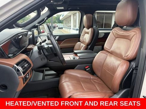 Used 2024 Lincoln Navigator L Reserve AWD/4WD image 3