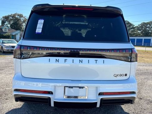 New 2026 INFINITI QX80 Autograph w/ Premium Cargo Package AWD/4WD image 6