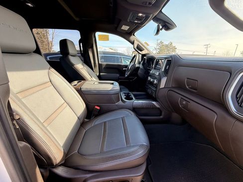 Used 2021 GMC Sierra 2500 Denali w/ Denali Ultimate Package image 9