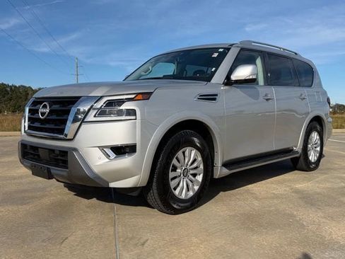 Used 2024 Nissan Armada SV image 1